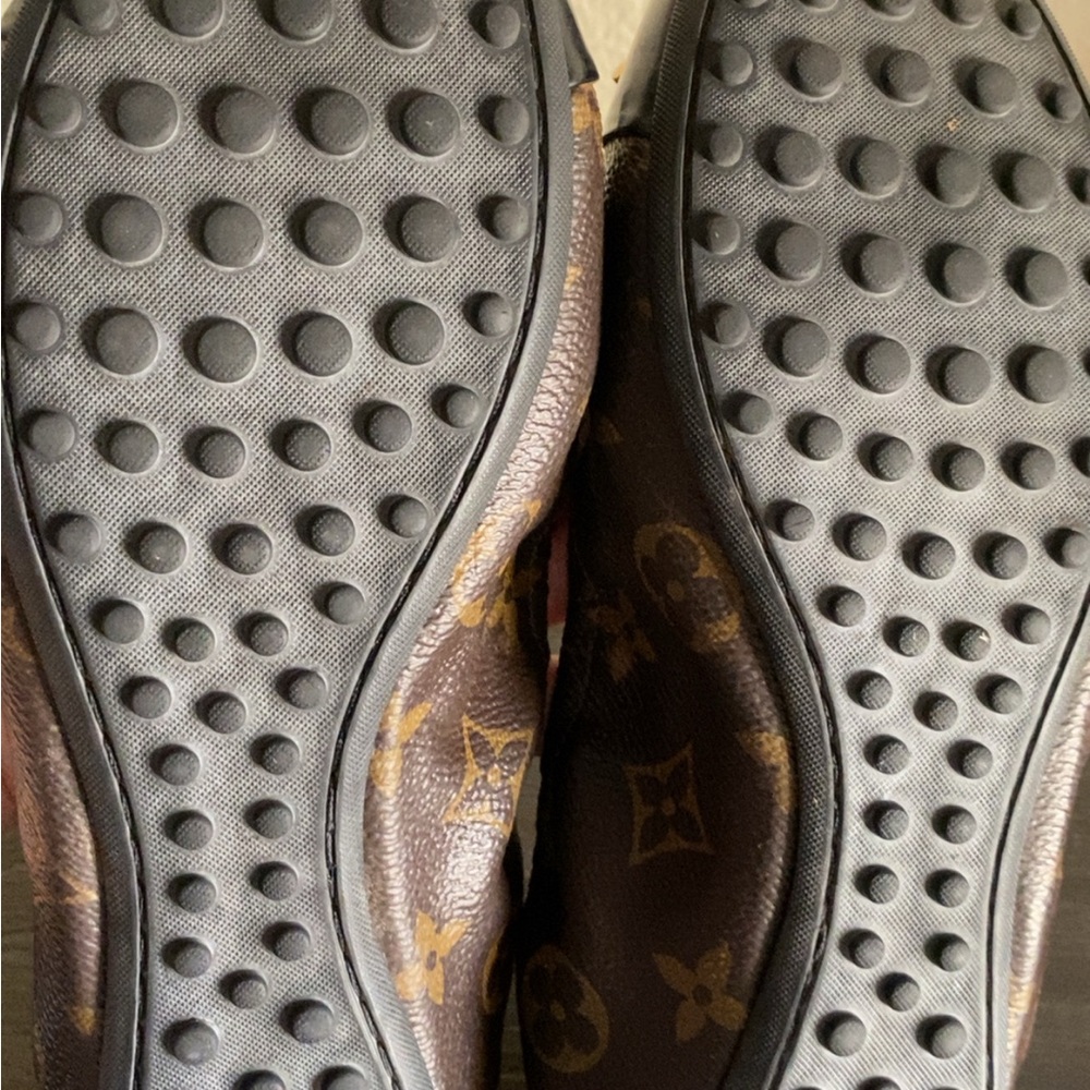 Louis Vuitton Brown Monogram Shoes - Picture 3 of 6